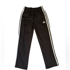 Adidas kids track pants size 10/12 EUC